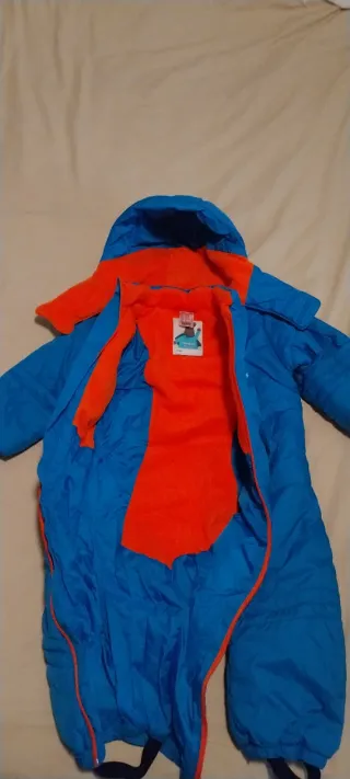 Mono de esquí azul para bebé 2 años