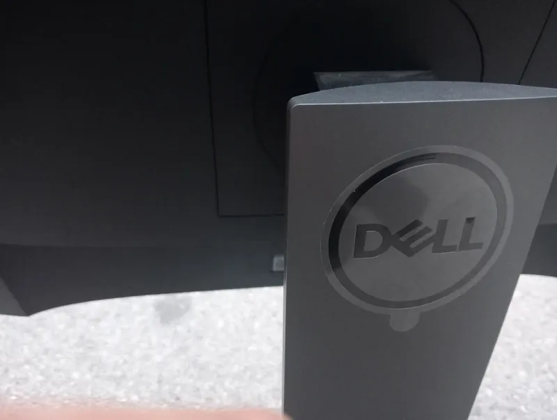 Pantalla Dell Negra afbeelding 2
