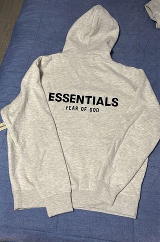 Conjunto Essentials Sudadera y Pantalón Gris