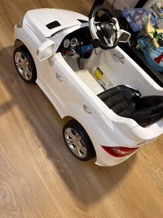 Mercedes Batería Roto