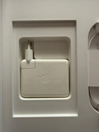 MacBook M1 Pro 16" 16GB 512GB Plata