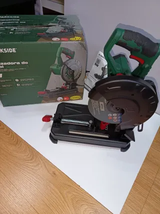 Tronzadora  Metal Parkside Nueva