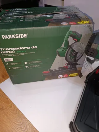 Tronzadora  Metal Parkside Nueva