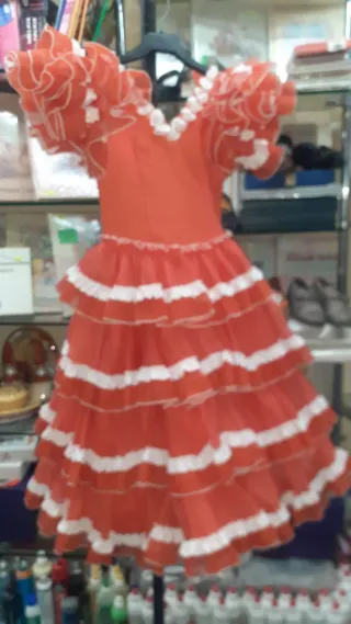 Traje de flamenca niña talla 6
