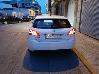 Peugeot 308 2015