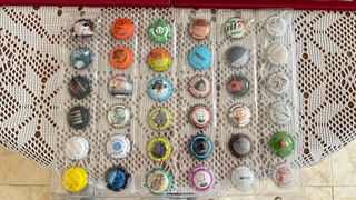 184 Placas/chapas de Cava *Josep M ferret *y Colet