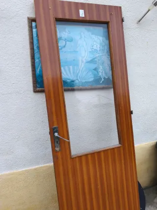 Puerta madera con cristal