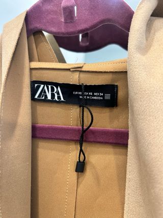 Gabardina Zara Beige y Marrón