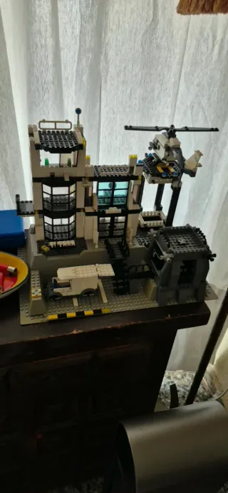 Lego City Base Militar con Helicóptero