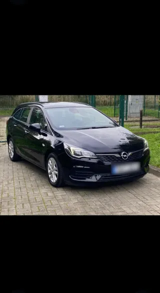 Opel Astra 2021
