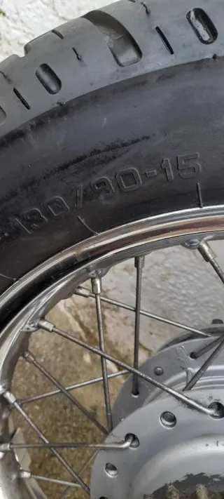 Rueda Trasera Daelim Daystar