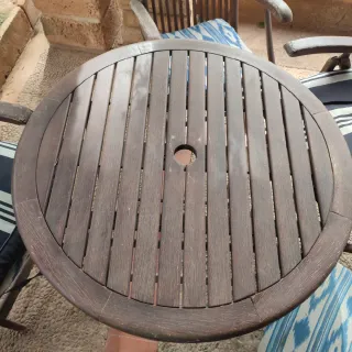 Conjunto mesa y 5 sillas de teca