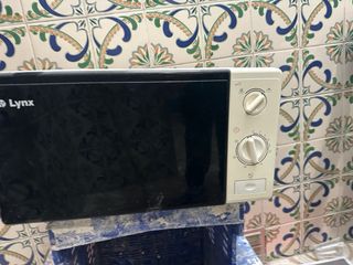 Vitrocerámica y Microondas Poco Uso