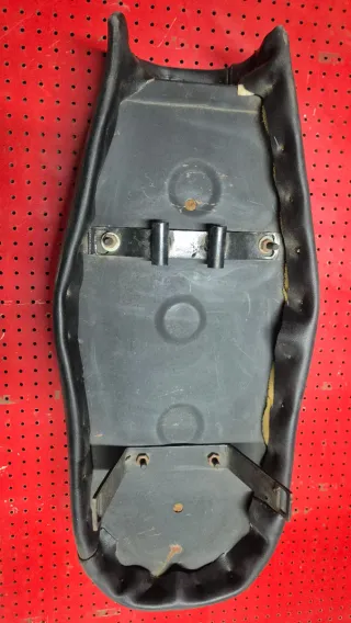 Asiento moto DUCATI 50