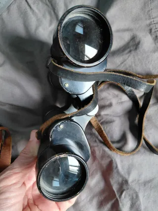 Prismáticos militares franceses con funda