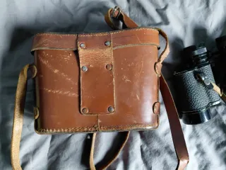 Prismáticos militares franceses con funda