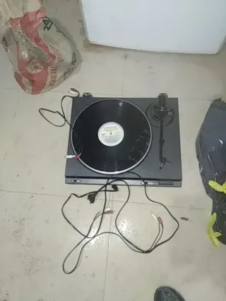 Toca discos vinilo en buen estado