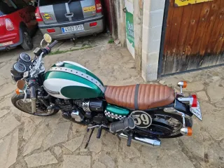 Triumph Thunderbird Legend TT Moto Clásica