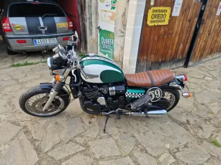 Triumph Thunderbird Legend TT Moto Clásica