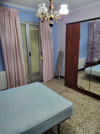 PISO 2 DORMITORIOS CENTRICO EN VALDEPEÑAS