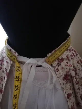 Falda huertana floral sin estrenar