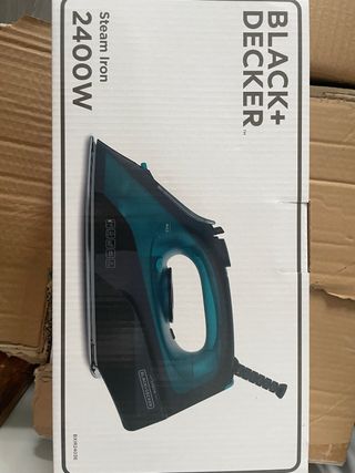 Ferro da Stiro a Vapore BLACK+DECKER 2400W