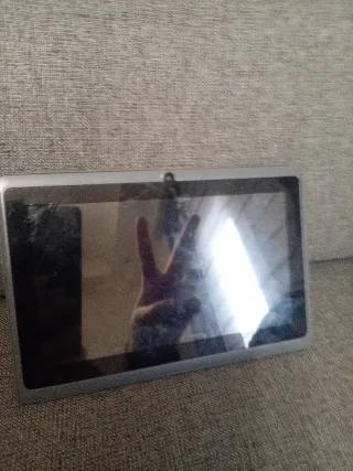 Tablet Negra y Plateada