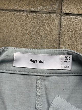 Falda cargo Bershka