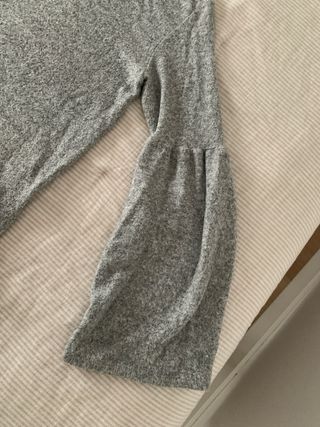Jersey gris manga acampanada