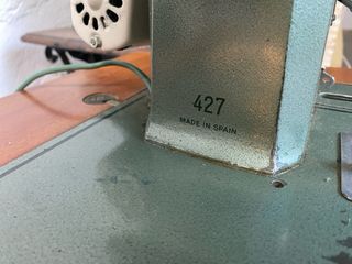 Refrey Transforma 427 Máquina de Coser