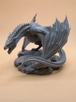 Figura Dragón Negro.