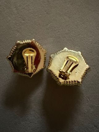 Pendientes Vintage en color oro y negro
