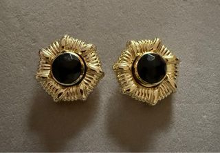 Pendientes Vintage en color oro y negro