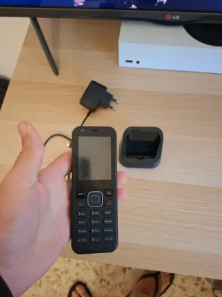 Teléfono Fijo 4G con Base y Cargador