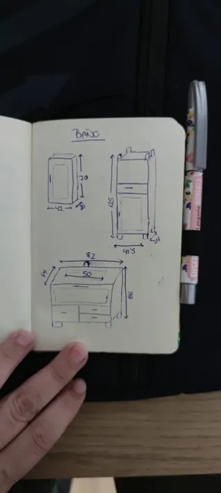 Mueble de baño. Con grifo y lavabo Porcelanosa.