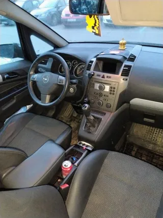 Opel Zafira 2005