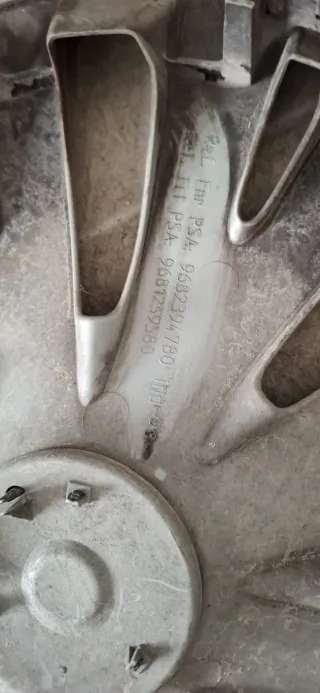 Tapacubos Citroën C5