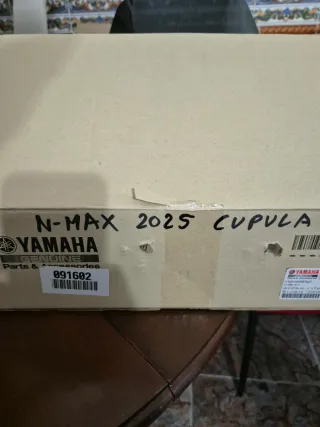 Cúpula Yamaha Sports Screen Negra