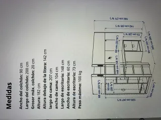 Cama alta con escritorio y estanterías