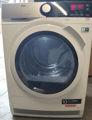 Secadora AEG 8kg Bomba Calor A++