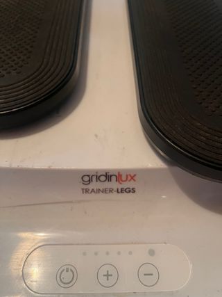 Ejercitador de Piernas Eléctrico con Control