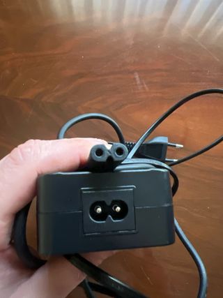 Cargador MDA 42V 2A Patinete Eléctrico