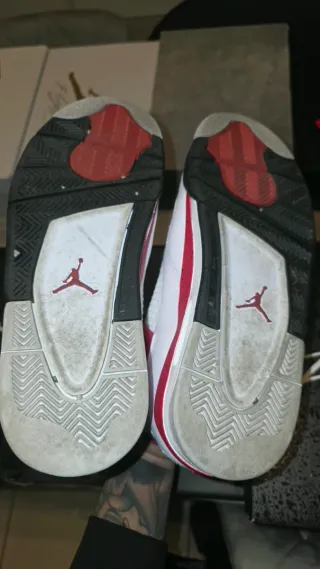 Air Jordan Retro 4 Black Red