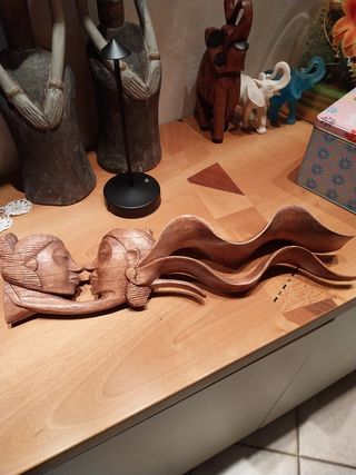 Coppia innamorata legno scultura