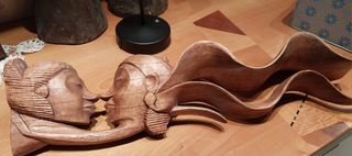 Coppia innamorata legno scultura