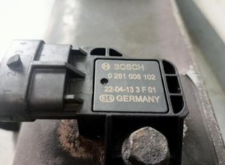 Renault 21217828 0281006102 colector magnum 107575