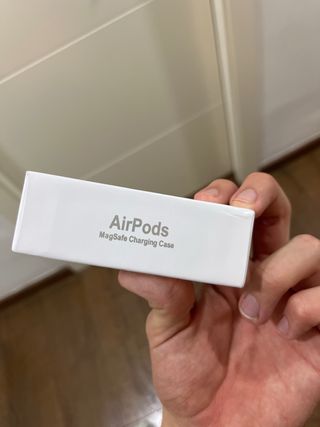 Cascos Inalámbricos Apple Blancos