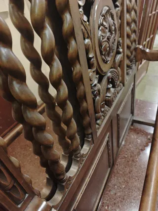 Mueble decorativo de madera