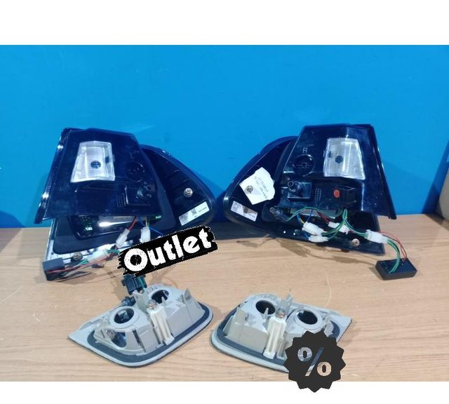 XC PILOTOS BMW E46 01-05 LED CRISTAL AHUMADO LOOK M3 R145137