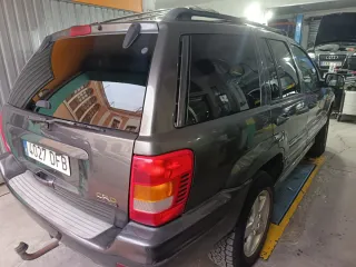 Jeep Grand Cherokee 2004